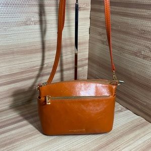 Divina Firenze Lilla Cuoio Red Pebbled Leather Crossbody Bag